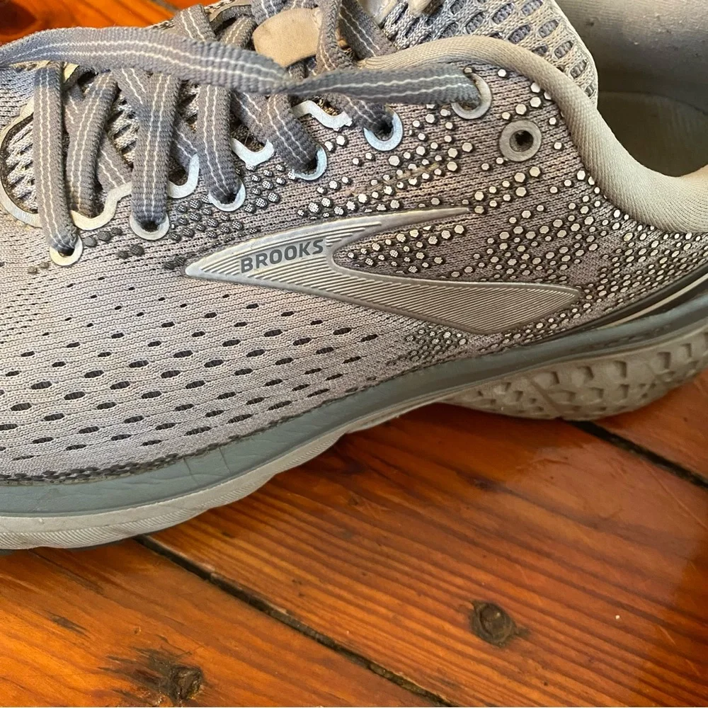 Brooks ghost 11
